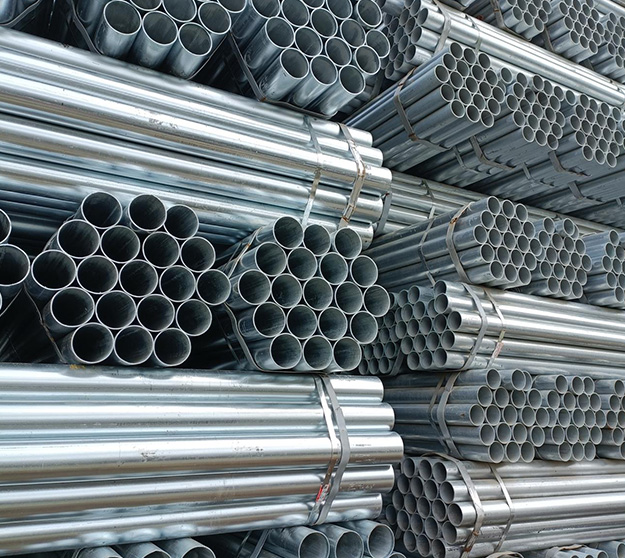 Galvanized rectangular steel tubes