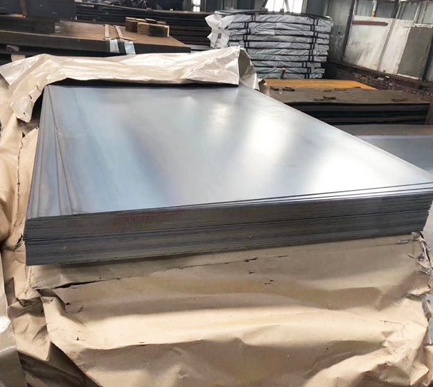 S690Q high strength steel plate